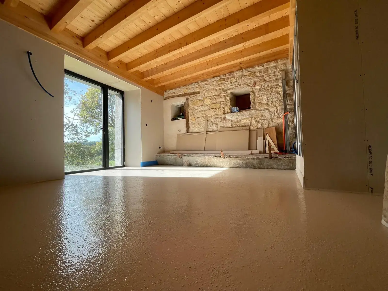 Terrazzo à ceyzerieux dans l’Ain (01)